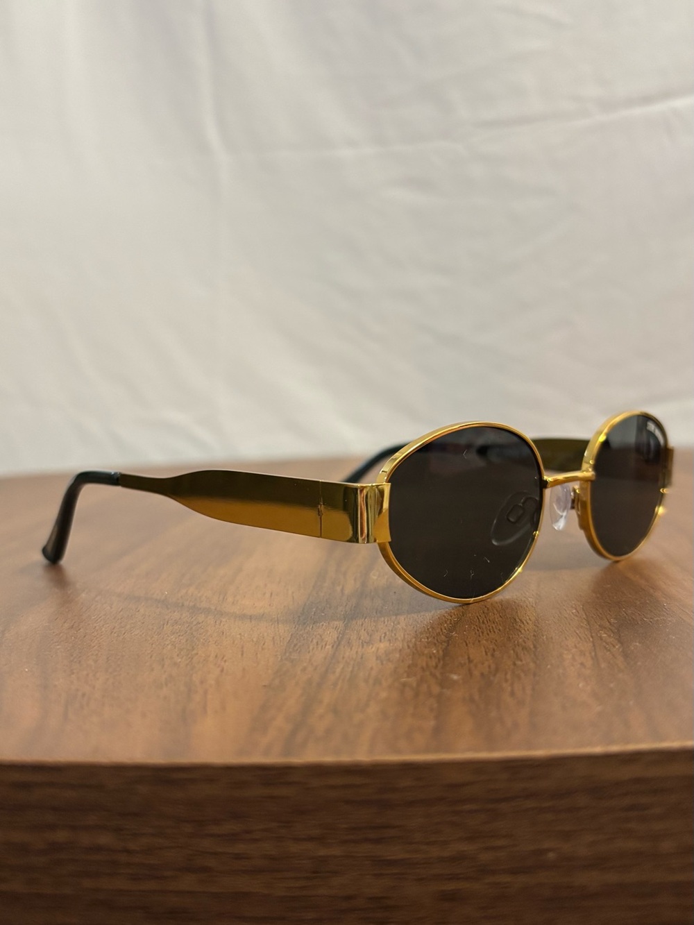 Steve Madden Gold Round Metal Frame Sunglasses with Black Lenses